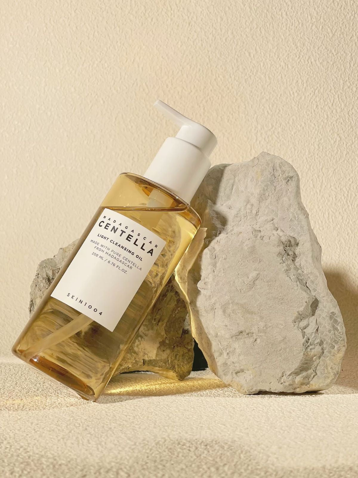 Démaquillant « Light cleansing oil »